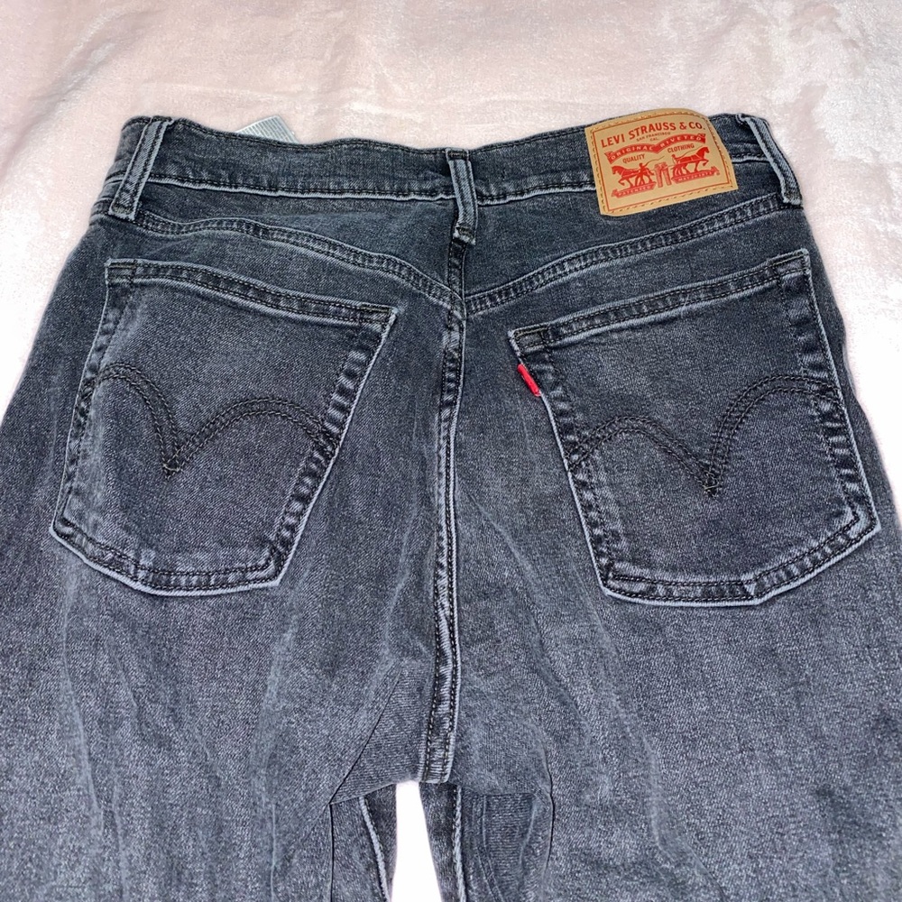 - Levi’s wedge skinny jeans